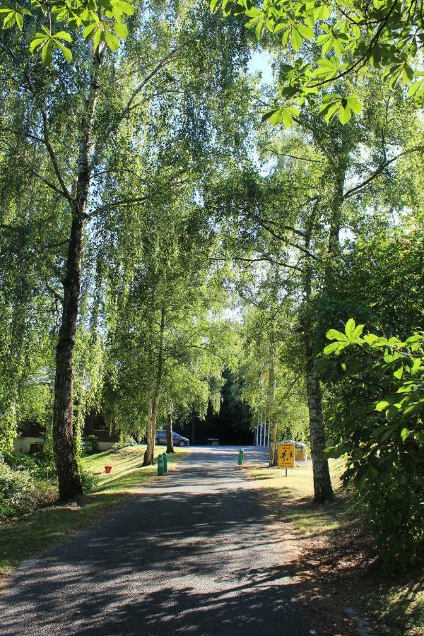 Au Bois Charmant Waulsort ภายนอก รูปภาพ